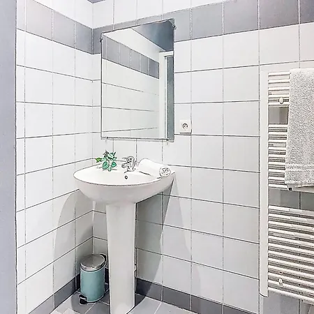 Le Couvent By Interhome * Le Château-dʼOléron