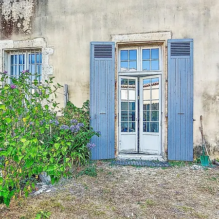 Le Couvent By Interhome アパート Le Château-dʼOléron
